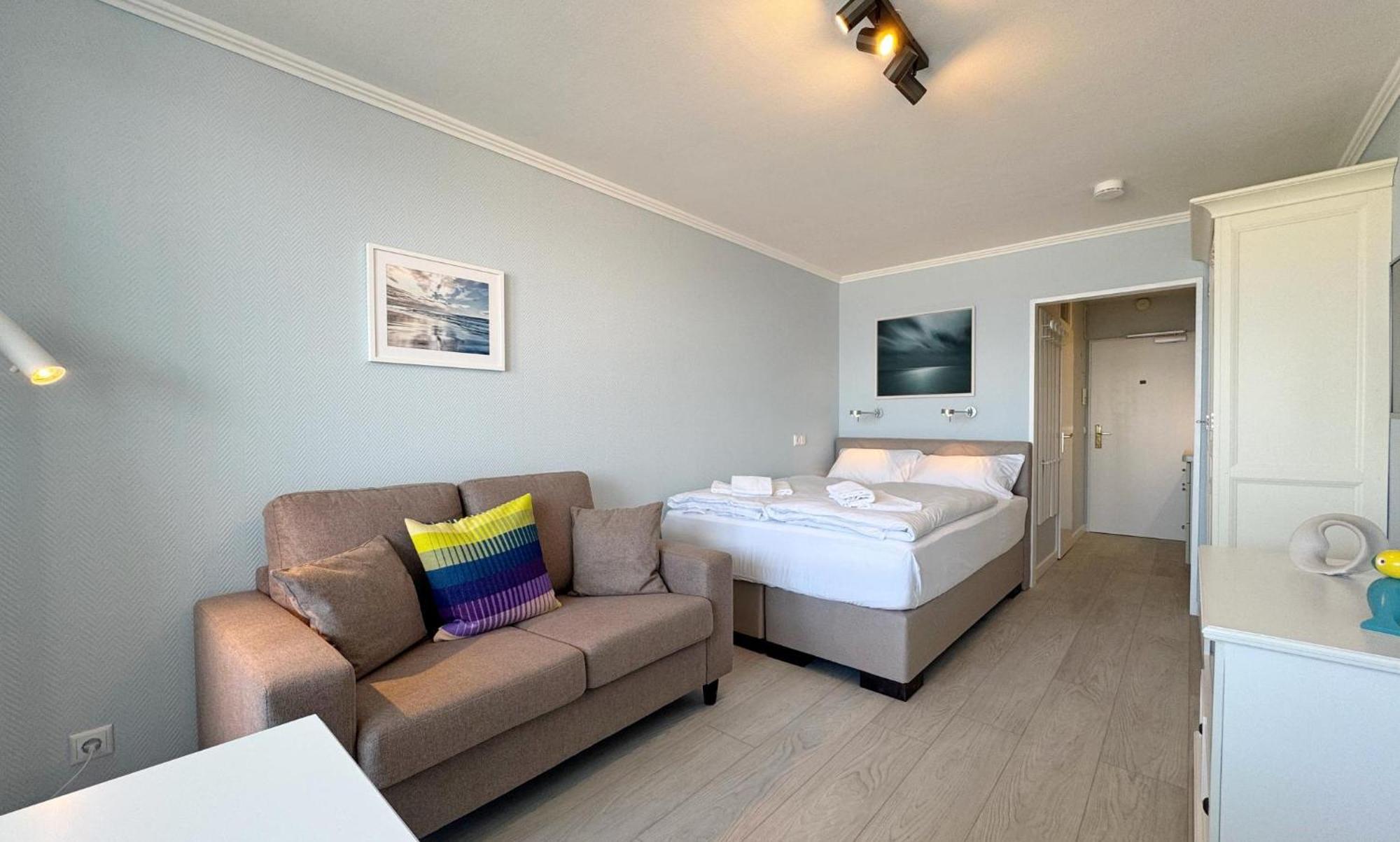 Haus Am Meer App104 Mit Meerblick Und Balkon Westerland Luaran gambar
